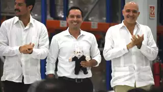 Mauricio Vila inauguró el nuevo Centro de Distribución de Farmacias Similares en Kanasín, Yucatán