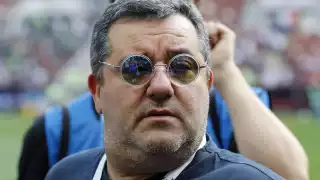 Mino Raiola es reconocido como el "Rey del Mercado del Fútbol"; su estado de salud es estable. Foto: Especial
