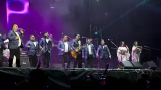 Los Ángeles Azules interpretan sus grandes éxitos para las madres yucatecas