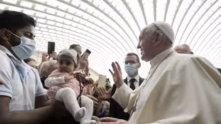 El papa Francisco ha manifestado su disponibilidad para visitar el país en una fecha que se fijará más adelante