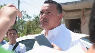 Renán Barrera solamente abordó su camioneta y se retiró del lugar