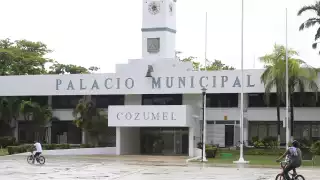 Los regidores salientes de Cozumel se aprobaron un bono de 100 mil pesos antes de dejar el cargo
