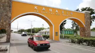 De acuerdo con la información, el arco de bienvenida de Kanasín costó un millón 462 mil 882.20 pesos