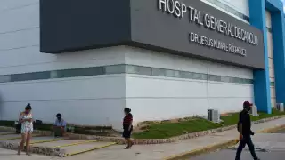 El Hospital General de Cancún es uno de los hospitales COVID que se mantiene en funcionamiento en atención a contagiados