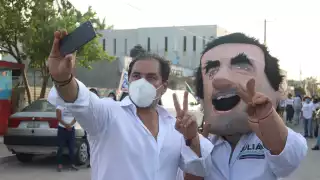 Las cuentas se enfocaban en amplificar la campaña de reelección de Julián Zacarías