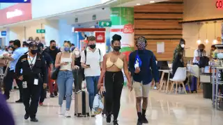 Hasta septiembre de este año, el Aeropuerto Internacional de Cancún recibió a 933 mil 81 turistas procedentes del extranjero