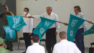 El jefe del Ejecutivo Federal dio le banderazo este viernes