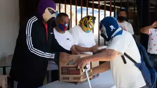 COVID-19 pone contra las cuerdas a luchadores mexicanos