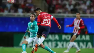 Chivas no levantan y firman aburrido empate con León