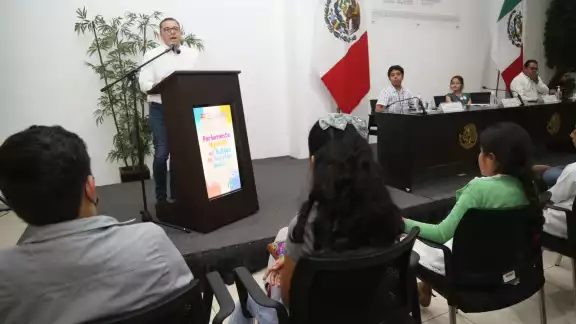 Son 26 niños que participan en el Parlamento del Congreso de Yucatán Son 26 niños que participan en el Parlamento del Congreso de Yucatán