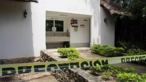 De mantenerse la negativa de Semarnat ante las obras del Ombligo Verde en Cancún, deberán regresar más de 30 mdp a la Federación De mantenerse la negativa de Semarnat ante las obras del Ombligo Verde en Cancún, deberán regresar más de 30 mdp a la Federación