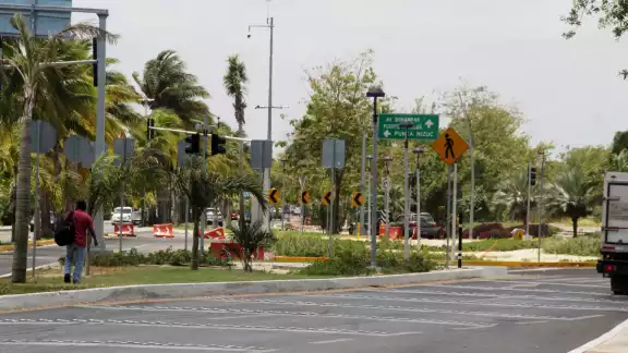 La glorieta fue construida por la industria privada La glorieta fue construida por la industria privada