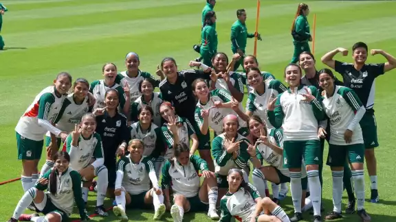 La guardameta Renatta Cota Muñoz saltó a la cancha en calidad de titular de la Selección Nacional de México Sub-20 Femenil La guardameta Renatta Cota Muñoz saltó a la cancha en calidad de titular de la Selección Nacional de México Sub-20 Femenil