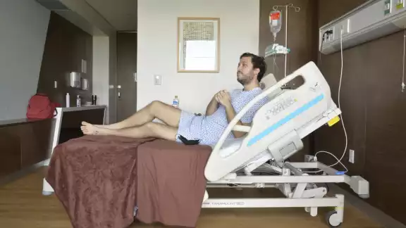 Emilio Leyva Peralta fue diagnosticado con cáncer en la sangre, al no poder solventar los gastos fue remitido al HRAE