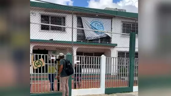 El primer caso sonado sobre los maltratos dentro del Anexo en Chetumal, ocurrió en septiembre del 2021, cuando un interno denunció las vejaciones a las que era víctima