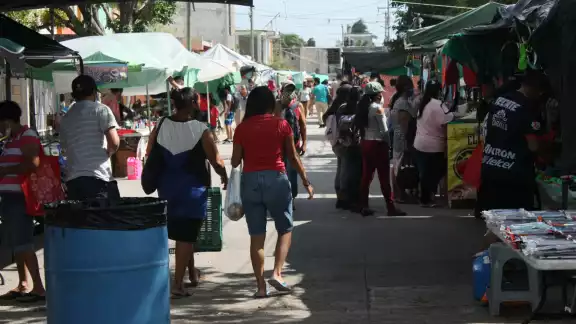 La Sana Distancia ha quedado atrás, ya que hay zonas donde no se respeta La Sana Distancia ha quedado atrás, ya que hay zonas donde no se respeta