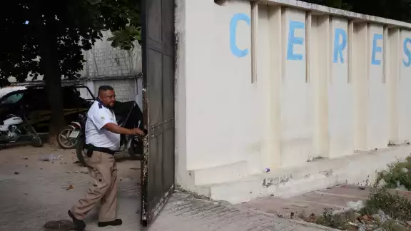 Falta de servicios médicos, mala ventilación y vigilancia, fueron algunas de las deficiencias halladas en los reclusorios Falta de servicios médicos, mala ventilación y vigilancia, fueron algunas de las deficiencias halladas en los reclusorios