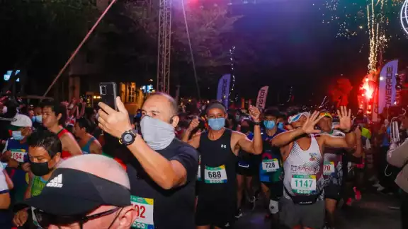 La maratón de la ciudad de Mérida se llevó a cabo en el Monumento a la Patria La maratón de la ciudad de Mérida se llevó a cabo en el Monumento a la Patria