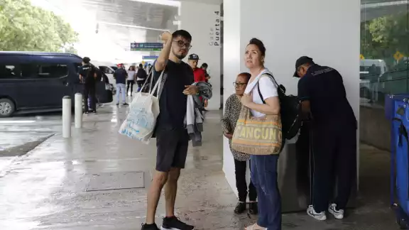 Los visitantes estuvieron en la ciudad con motivo de una convención.