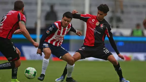 Chivas recibe la visita de su acérrimo rival de ciudad en el Estadio Akron Chivas recibe la visita de su acérrimo rival de ciudad en el Estadio Akron