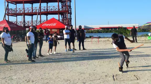 Durante dos días, los participantes realizaron pruebas similares a las de la serie, con la peculiaridad de que eran dinámicas tradicionales yucatecas Durante dos días, los participantes realizaron pruebas similares a las de la serie, con la peculiaridad de que eran dinámicas tradicionales yucatecas
