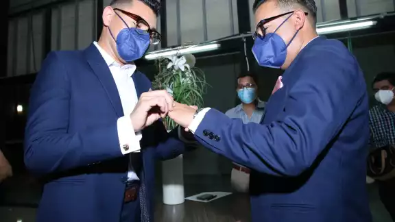 La ceremonia y lectura del acta matrimonial no cambió, incluso con la misma temática y consejos sobre consolidar el vínculo
