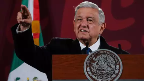 López Obrador detalló que este diésel es de bajo contenido en azufre López Obrador detalló que este diésel es de bajo contenido en azufre
