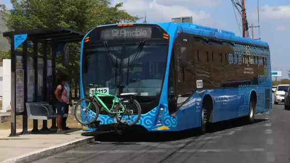 El sistema de cobro por tarjeta y por kilómetro está listo y se aplicará a las 250 rutas de Mérida El sistema de cobro por tarjeta y por kilómetro está listo y se aplicará a las 250 rutas de Mérida