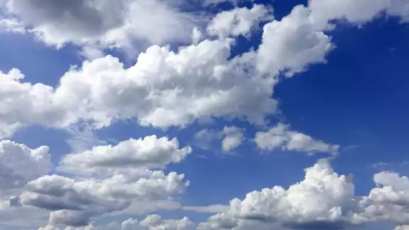 Para la creación de nubes se utiliza yoduro de plata Para la creación de nubes se utiliza yoduro de plata