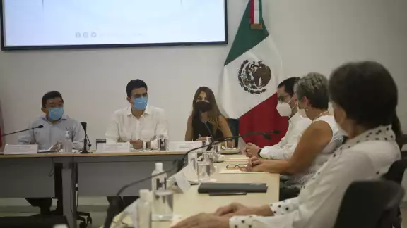 Un grupo de expertos, convocados por el Gobernador de Yucatán, Mauricio Vila, propondrá alternativas a la institución para equilibrar sus finanzas Un grupo de expertos, convocados por el Gobernador de Yucatán, Mauricio Vila, propondrá alternativas a la institución para equilibrar sus finanzas