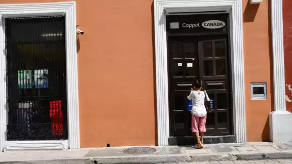 La joven sufrió un desmayo y un cuadro epiléptico en su primer día de trabajo