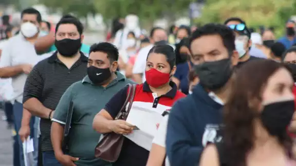 Los docentes se prepararon para vacunarse este miércoles