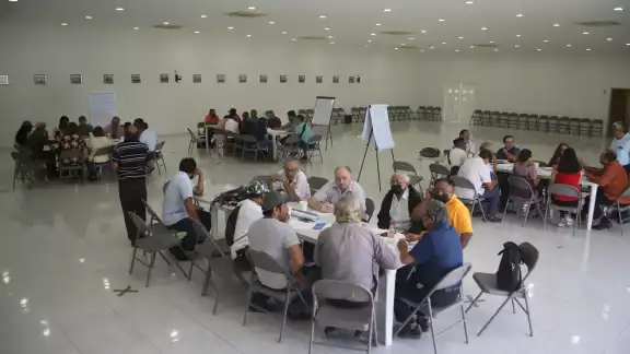 Acordaron escuchar las voces de las personas afectadas. Acordaron escuchar las voces de las personas afectadas.