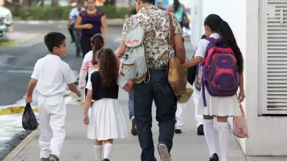 El actualmente los estudiantes disfrutan de su segunda semana de vacaciones del periodo invernal El actualmente los estudiantes disfrutan de su segunda semana de vacaciones del periodo invernal