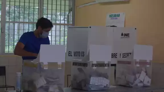 Se realizaron un total de millón seis mil 131 votos Se realizaron un total de millón seis mil 131 votos