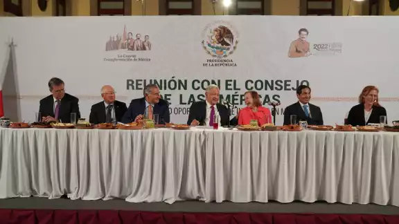 Alrededor de 80 personas se presentaron a la cena del Consejo de las Américas en Palacio Nacional. Foto: @lopezobrador_