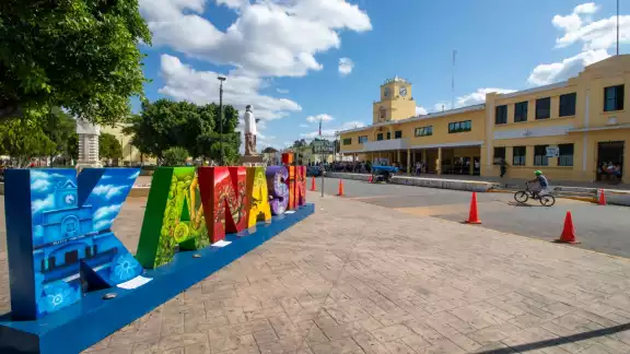 El alcalde Edwin Bojórquez ha sido denunciado por casos de nepotismo en el Ayuntamiento de Kanasín El alcalde Edwin Bojórquez ha sido denunciado por casos de nepotismo en el Ayuntamiento de Kanasín