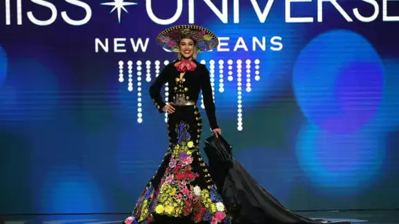 Irma Miranda vistió un traje tradicional mexicano de charro. Foto: Especial
