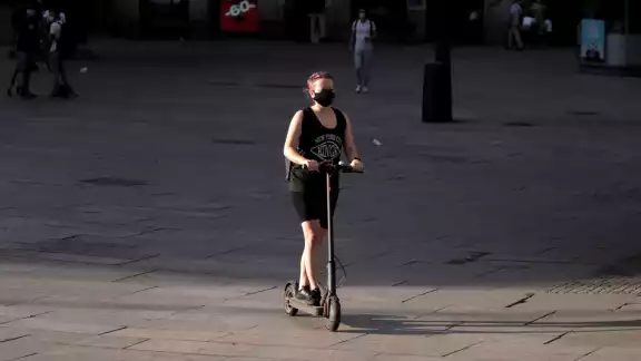 Se recomienda tomar precauciones ante la ola de calor en España y Portugal Se recomienda tomar precauciones ante la ola de calor en España y Portugal