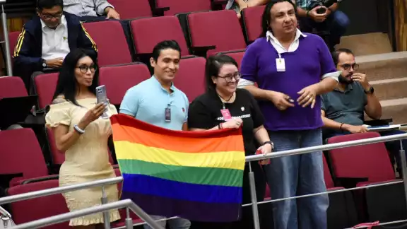 La iniciativa busca que la comunidad LGBT+ pueda solicitar la sustitución de sus actas de nacimiento de acuerdo su identidad de género