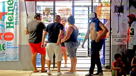 Las familias de Cancún, 67.4% no deja que sus hijos salgan de casa Las familias de Cancún, 67.4% no deja que sus hijos salgan de casa