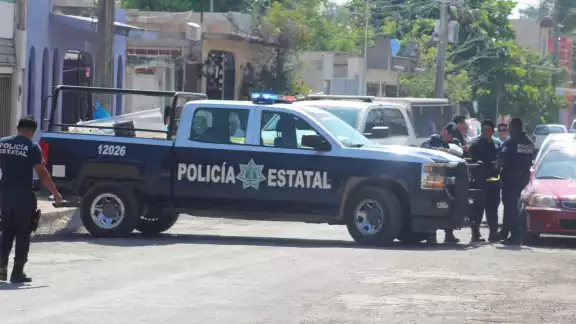 Las autoridades acudieron al lugar del hecho delictivo en Cancún para verificar lo ocurrido Las autoridades acudieron al lugar del hecho delictivo en Cancún para verificar lo ocurrido