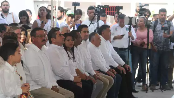 Entre las principales irregularidades detectadas por la Auditoría en los tres Ayuntamientos están obras defectuosas, adquisiciones sin la respectiva documentación justificativa Entre las principales irregularidades detectadas por la Auditoría en los tres Ayuntamientos están obras defectuosas, adquisiciones sin la respectiva documentación justificativa