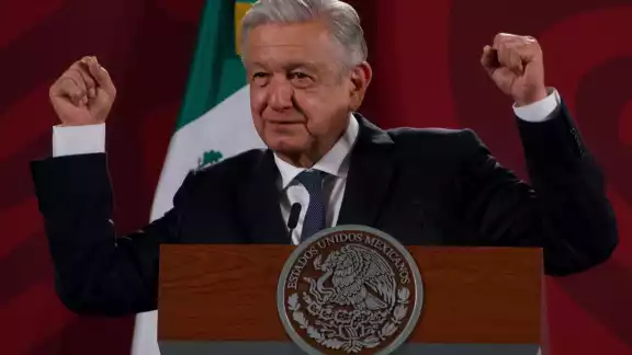 AMLO pide a Musk garantizar calidad de Twitter antes de cobrar AMLO pide a Musk garantizar calidad de Twitter antes de cobrar