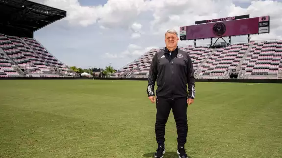El técnico argentino se reencontrará con el 10, al que comandó en el Barcelona y la Albiceleste. El técnico argentino se reencontrará con el 10, al que comandó en el Barcelona y la Albiceleste.