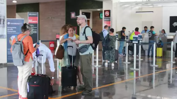 Se movilizaron a 352 pasajeros en el aeropuerto de Campeche Se movilizaron a 352 pasajeros en el aeropuerto de Campeche
