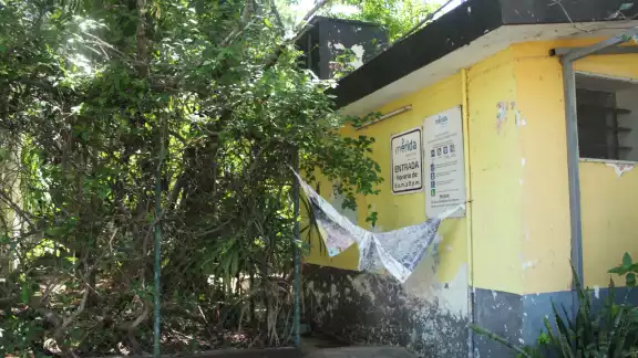 Vecinos de la zona dijeron que el abandono es responsabilidad del Alcalde Renán Barrera Vecinos de la zona dijeron que el abandono es responsabilidad del Alcalde Renán Barrera