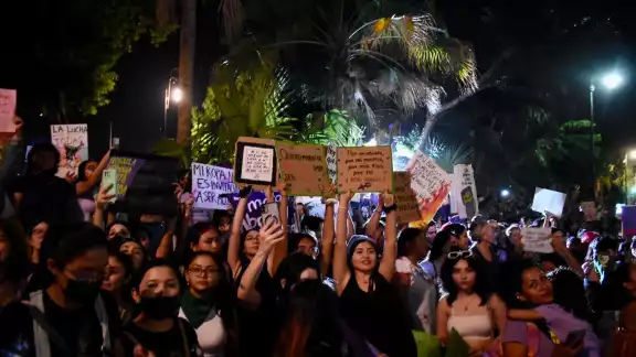 Las mujeres salieron en el Centro de Mérida a pedir respeto, seguridad e igualdad