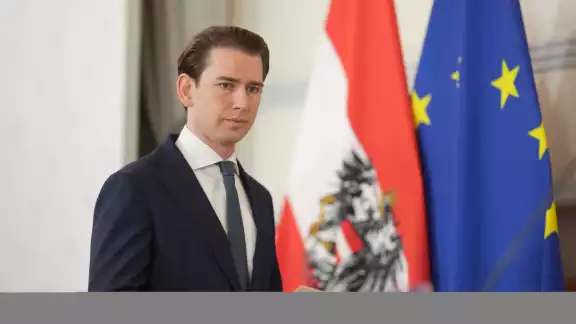 La fiscalía anunció que Kurz y otros nueve sospechosos, así como tres organizaciones, están siendo investigados