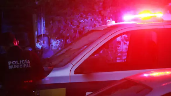 Un taxista fue ejecutado a tiros ante la mirada de varios turistas en plena avenida de la zona costera Un taxista fue ejecutado a tiros ante la mirada de varios turistas en plena avenida de la zona costera